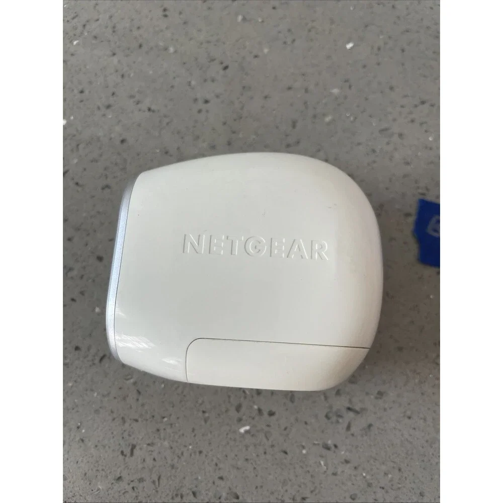 (M) Arlo NETGEAR VMC3030 HD Security Camera Magnetic